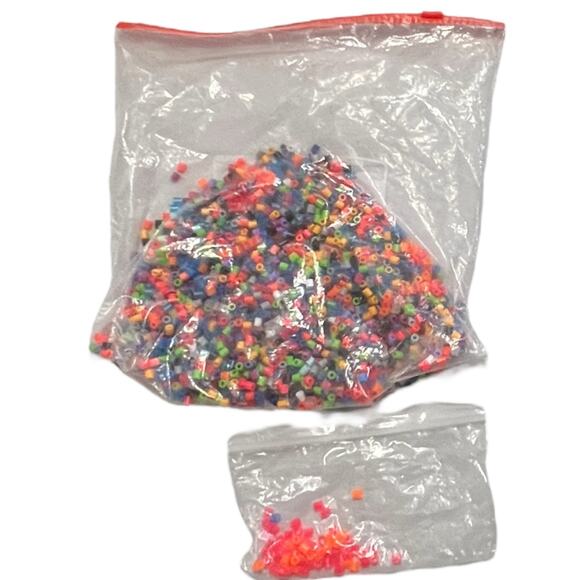 Perler Beads Fusible Plastic Beads Crafting Mixed Colors 7 Template Peg Boards - Picture 4 of 4